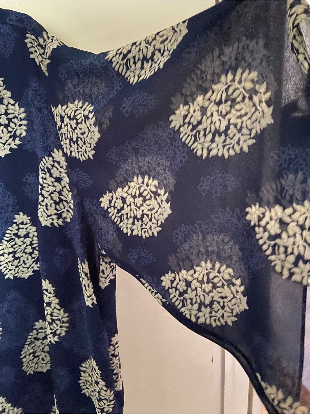 Belle by Kim Gravel floral medallion blouse - Picture 3 of 13